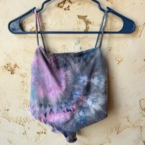 Blue Blush Los Angeles Tie-Dye Handkerchief Bandana Hem Size S Cropped EUC